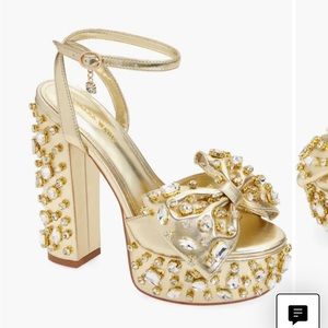 Azalea Wang Platforms